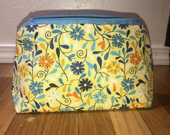 Floral Makeup Pouch, Pretty Cosmetics Case, Floral Makeup Zipper Bag, Handmade Cotton Travel Bag, Planner Accessories Bag