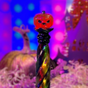 Caneta de gel com cabeça de abóbora de resina doce pintada à mão recarregável, feliz Halloween. Pedido antecipado