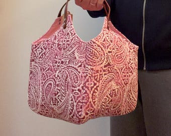 Faded pink paisley