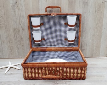 Vintage Wicker Picnic Basket, Complete Picnic Basket, Picnic Basket for 4, Woven Wicker Case, Hamper, Coastal Decor