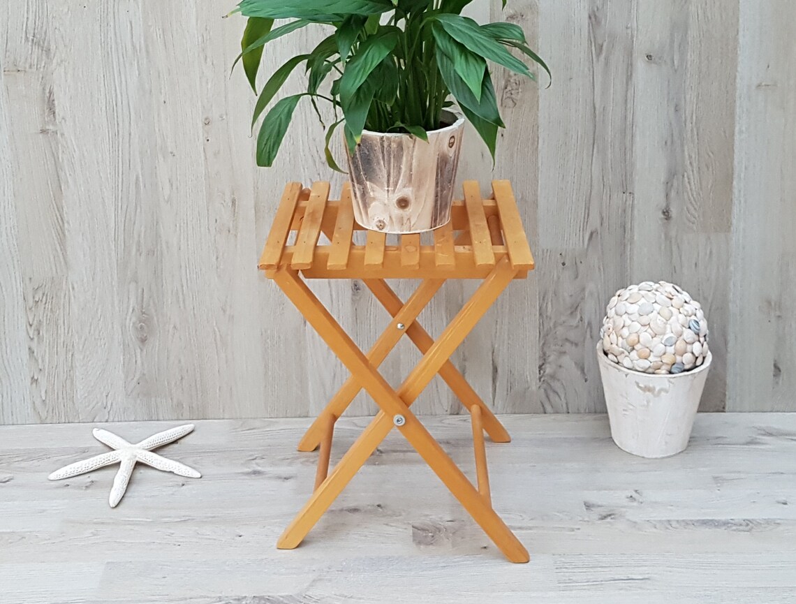 Vintage Foldable Side Table, Wooden Plant Stand, Wooden Stool, Small Side Table, Coastal decor, Bohemian decor, foto 1 de 5