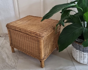 Large Vintage Storage Basket, Wicker Basket with Lid