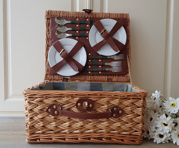 Beautiful wicker picnic basket, Rattan picnic bask