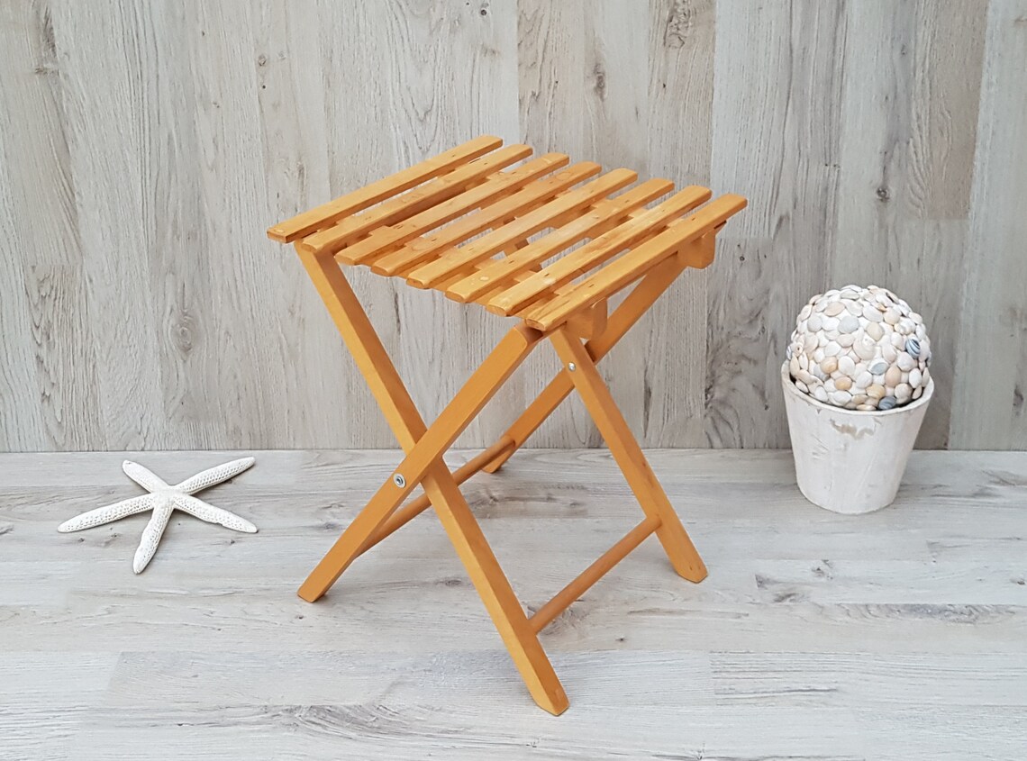 Vintage Foldable Side Table, Wooden Plant Stand, Wooden Stool, Small Side Table, Coastal decor, Bohemian decor, foto 2 de 5
