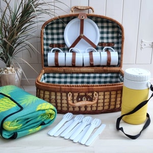 Vintage Wicker Picnic Basket, Wicker Basket, Complete Picnic Basket, Picnic for 4, Hamper, Coastal Decor, Wedding Gift