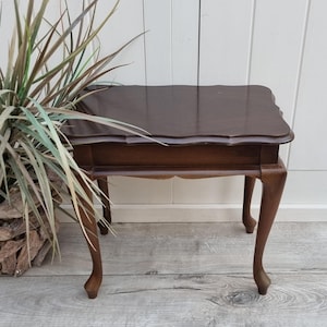 Walnut Side Table, Queen Anne Plant Table, End Table, Rectangular Lamp Table, Home Decor, Victorian Style