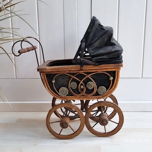 Antique Wicker Stroller, 15 Wicker Doll Buggy, Brown Black Pram, Doll Carriage, Newborn Photography Prop, Doll Basket, Wicker Doll Stroller image 4