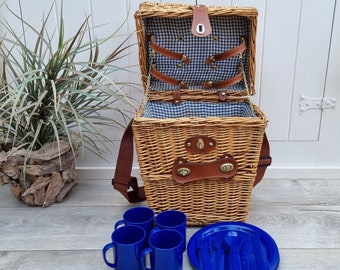 Vintage Wicker Picnic Basket, Complete Picnic Basket, Wicker Basket, Picnic Basket for 4, Picnic Hamper, Coastal Decor, Wedding Gift