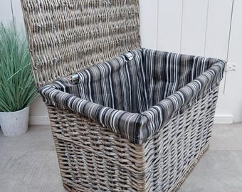 Vintage Large Wicker Storage Basket with Lid
