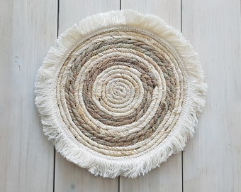 Wicker-Tischset mit Fransen, Wicker-Untersetzer, dekoratives Tischset, gewebter Untersetzer, böhmisches Dekor
