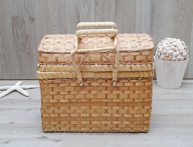Vintage Wicker Basket With Lid Wicker Case Decorative Wicker Etsy