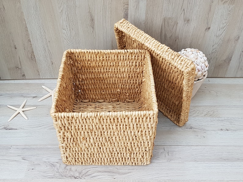 Vintage Wicker Lidded Basket Square Wicker Basket With Lid Etsy Sweden