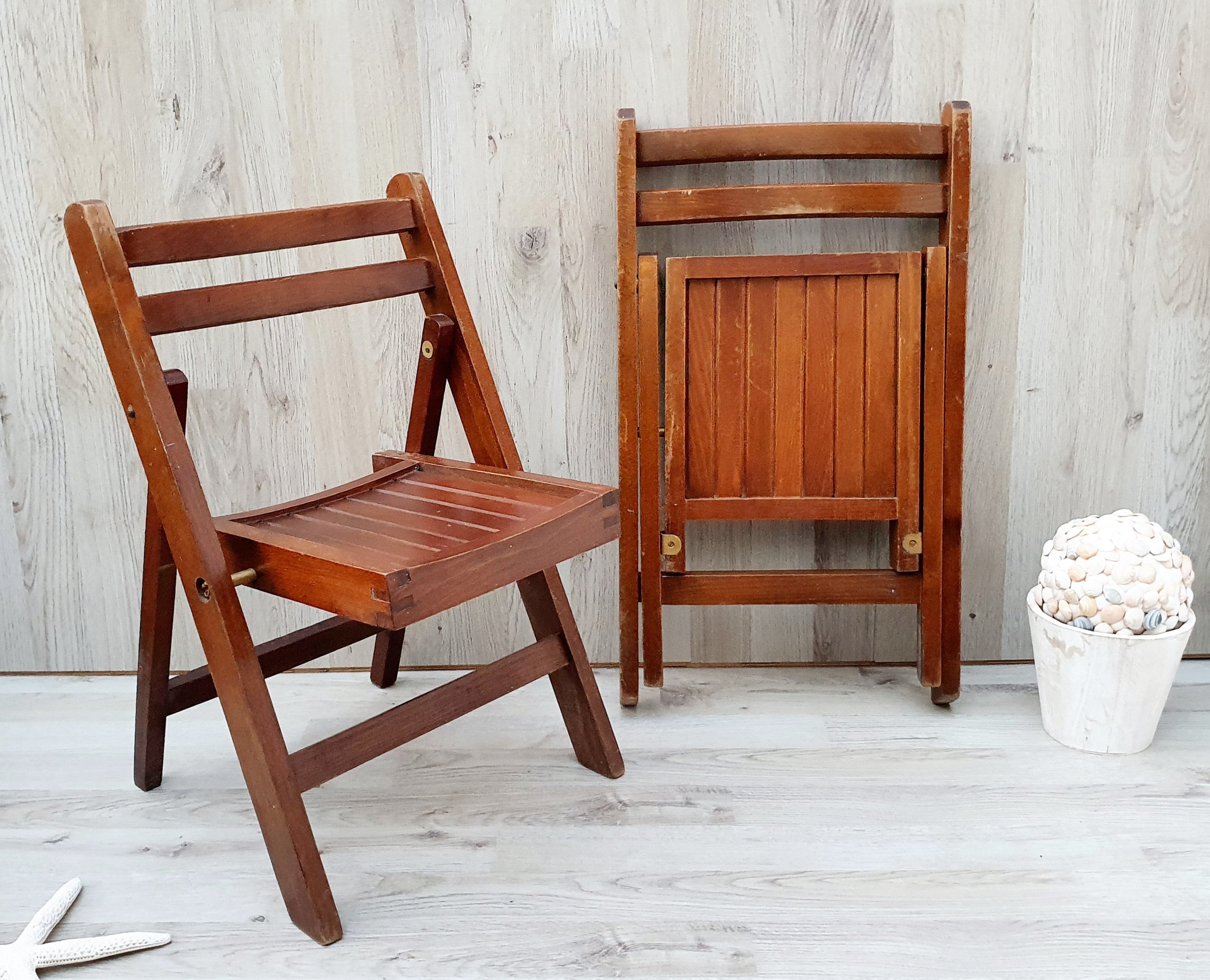 Vintage teak folding chairs hotsell