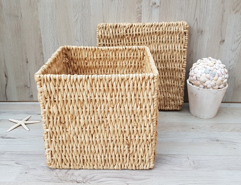 Vintage Wicker Lidded Basket Square Wicker Basket With Lid Etsy Sweden
