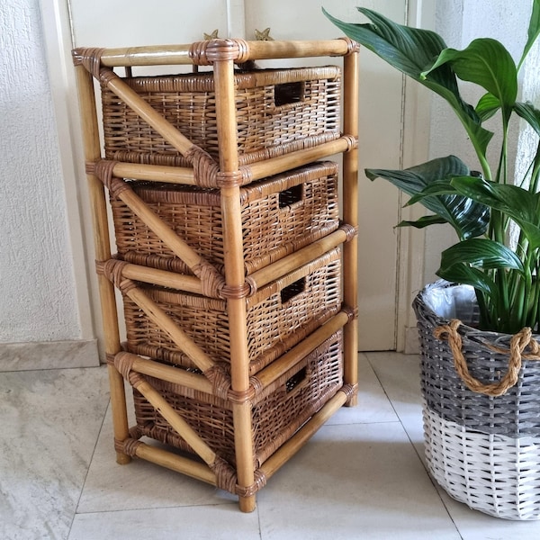 Cómoda vintage de bambú y mimbre con 4 cajones