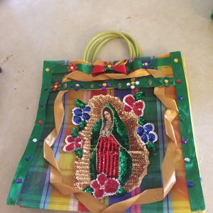 Mexikanische Mercado Markt Handtasche verziert mit Virgen de Guadalupe