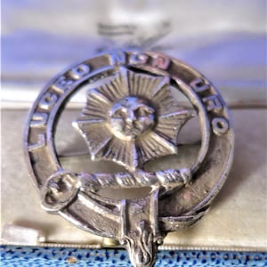 An antique/vintage Scottish Silver McLeod of Raasay Clan Brooch - Edinburgh Hallmark