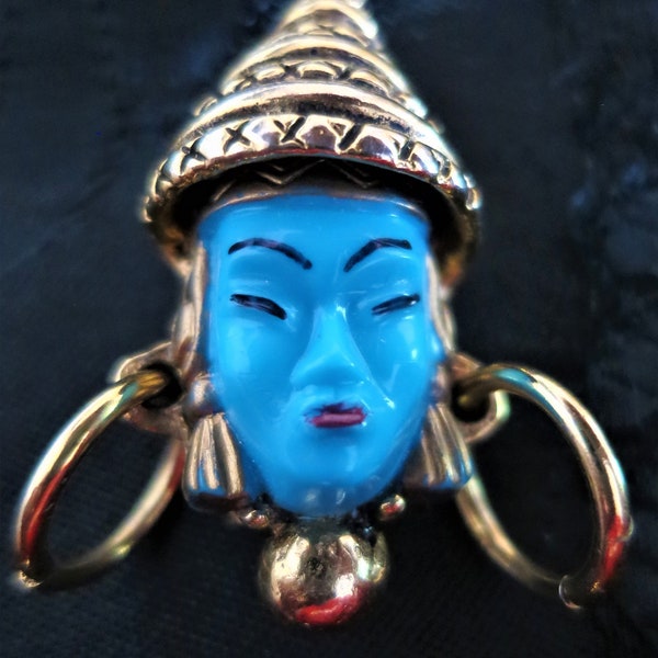 A gorgeous vintage Selro & Selini Blue Asian Lady brooch