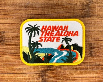 Vintage Style Hawaii Aloha State Iron-On Patch 4x3 inches Collectible Souvenir Embroidered Badge