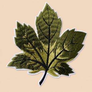 Ahornblatt Patch, Olivgrün Gesticktes Aufnäher, Botanische Woodland Applikation 3 x 3 cm