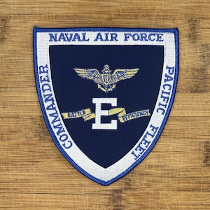 Distintivo militar bordado para costurar, da Força Aérea Naval e da Frota do Pacífico, 12,7 x 13,3 cm (5 x 5,25 polegadas).