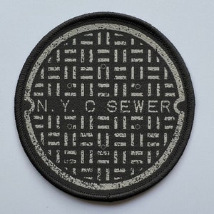 NYC Manhole Cover Embroidered Patch - 3in Iron-On New York Souvenir Applique Badge