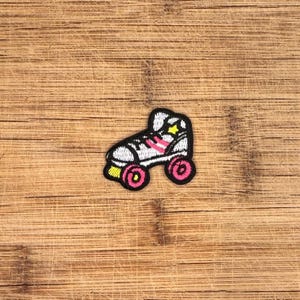 Roller Derby Skate Patch 1.5in Iron On Applique Embroidered Retro Badge for Jackets Bags Hats