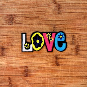 Love Patch Iron On Embroidered on Felt 3.5x1.5in Floral Retro Letter Patch Valentine Gift Idea