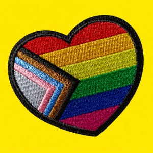 Patch Coração Orgulho Progressista – Arco-íris LGBTQ bordado – 6,35 x 5,7 cm (2,5 x 2,25 polegadas) Termocolante