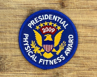 Parche de 3 pulgadas del Premio Presidencial de Aptitud Física 2009: emblema vintage para uniformes de gimnasio, scouts o coleccionistas.