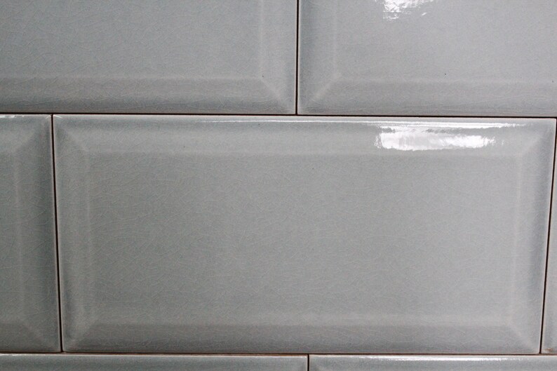 Handmade 4x8 Smoke Gray Crackled Beveled Glossy Subway Tile