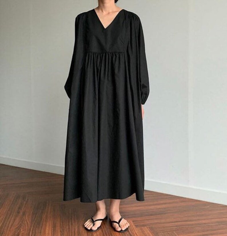 black cotton gown