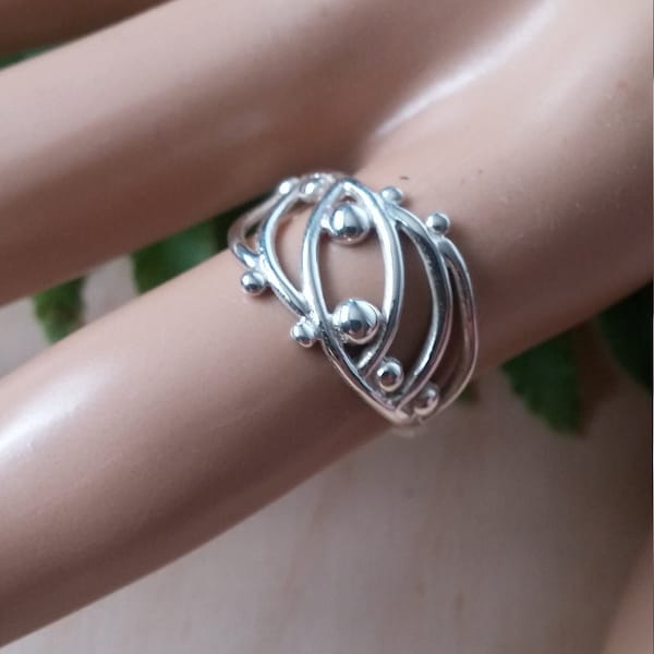 Galaxy silver ring, open design comfort ring, 2020 creation, ADN silver ring, modern ring.