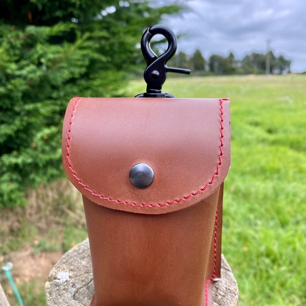 Leather Dog Treat bag with clip, Poop Bag holder, Leather Belt Pouch, Dog Treat Pouch, Dog Waste Bag, Clip on Dog Bag, Pet Lover Gift