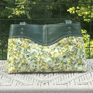 Shoulder Bag / Handbag / Top Handles / Lemons / Green Faux Leather / Medium Size/ Everyday Bag / Gift for Mom