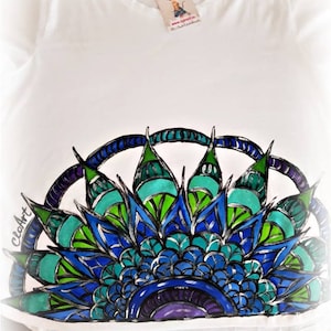 Hand Painted T-shirt Mandalas Painted Mandala Women T-shirt Art T-shirt Art Mandala Love Mandalas Customized T-shirt Painted Top Art Shirt