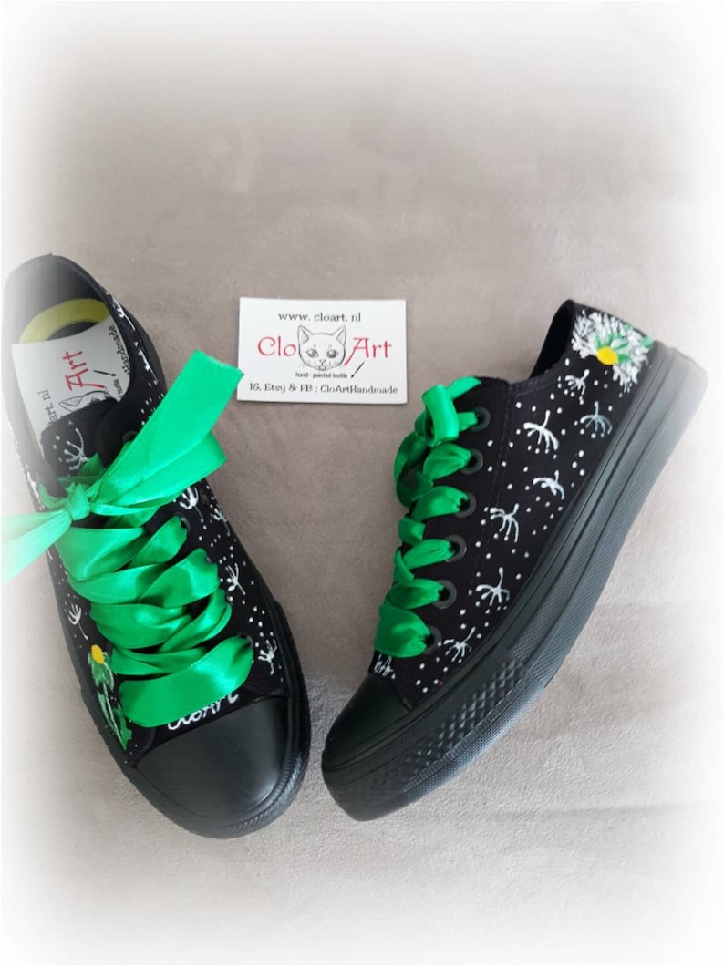 Dandelions Dandelion shoes Love dandelion gift Painted flowers sneakers Make a wish Painted dandelions tie sneakers Love flowers gift