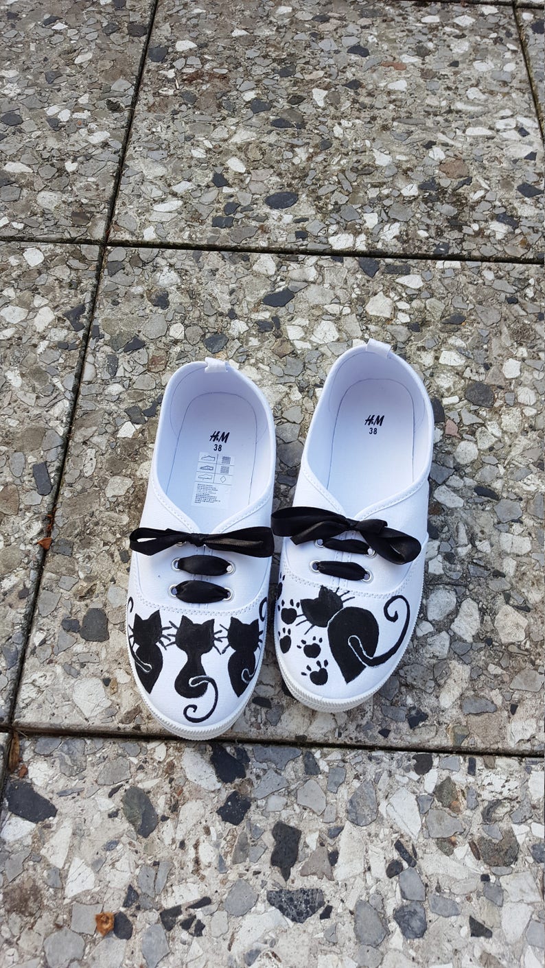 Painted Sneakers With Cats Cats Sneakers Painted Shoes Art Etsy