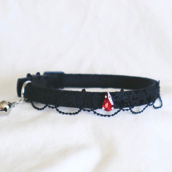 The Scarlett Collar - black velvet gothic victorian vintage inspired cat collar with black embroidery lace and red teardrop pear gemstone