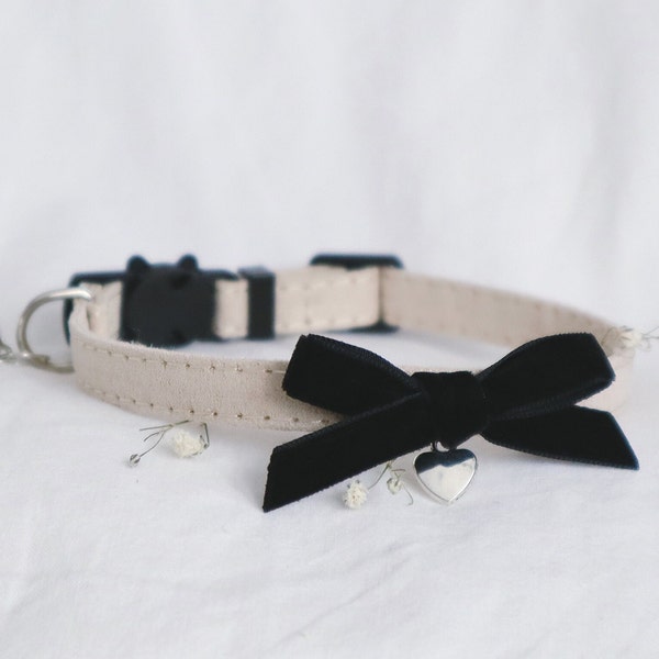 The Tiffany Collar - timeless cream collar with velvet black bow and dainty heart charm gold silver brass cat collar small dog