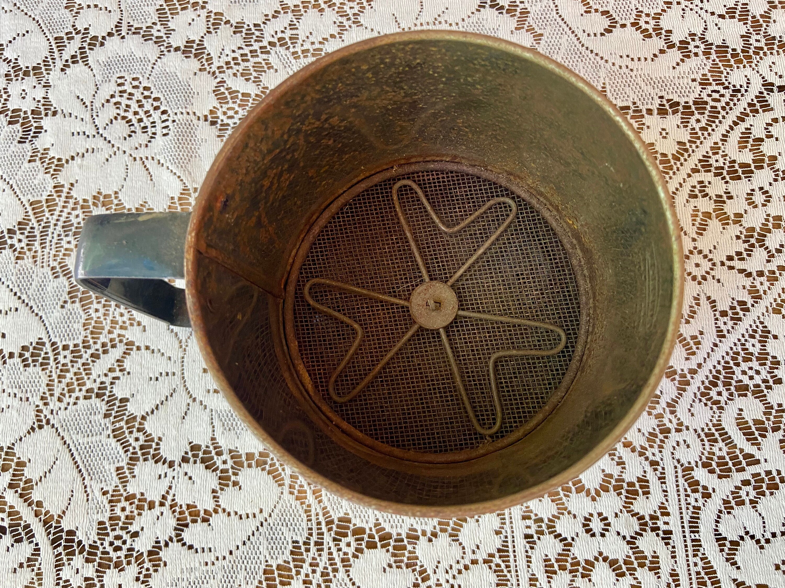 Flour Sifter Androck sifter from the 1940's Etsy