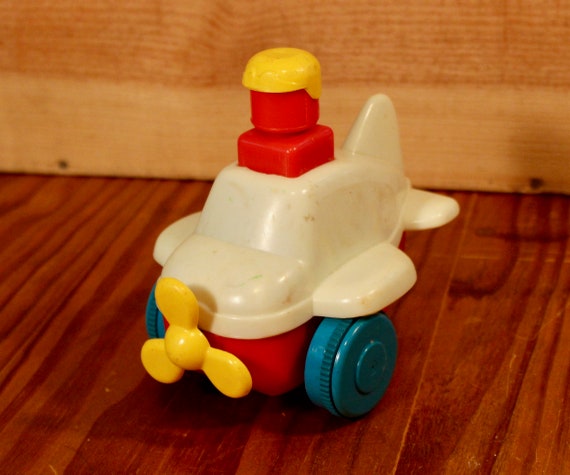 tomy push and go plane