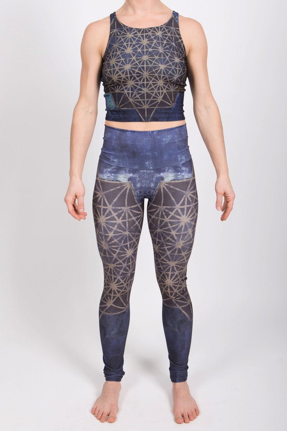 workout apparel blue crop top 64 tetrahedron new age clothing Sacred geometry yoga crop top printed crop top vegan
