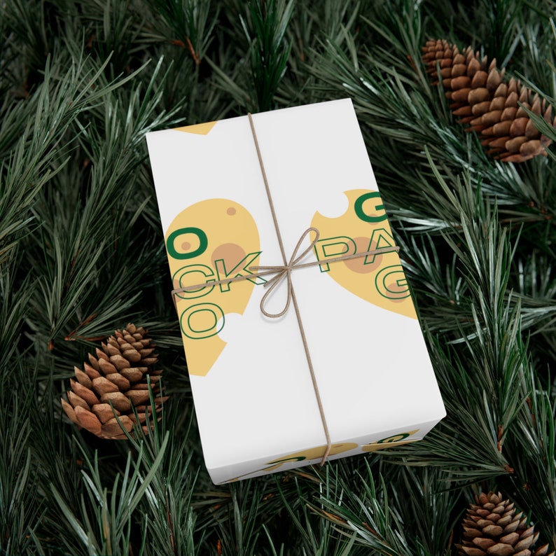 Green Bay Packers Fan Gift Cute Wrapping Paper Funny Gift Etsy UK