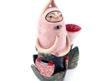 Hand-Sculpted Ceramic Goddess Sculpture – Symbolic Altar Figurine