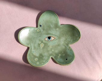 Handmade Green Ceramic Flower Trinket Dish – Botanical Jewelry Holder