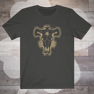 Black Bulls Squad Emblem Unisex Short Sleeve Tee, Clover Graphic T-Shirt, Anime Gift, Manga, Cosplay, Otaku