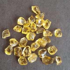 Natural Citrine Rough ~~~~ 101 Carat ~~~~ 29 Pieces ~~~ Loose Rough ~~~ 7 to 9 MM ~~~~ AAA+ quality ~~~ Wholesale Price ~~~ jewlry making