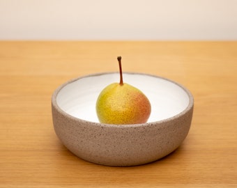 Ceramic bowl Size M | Handmade ceramic bowl | Modern serving bowl