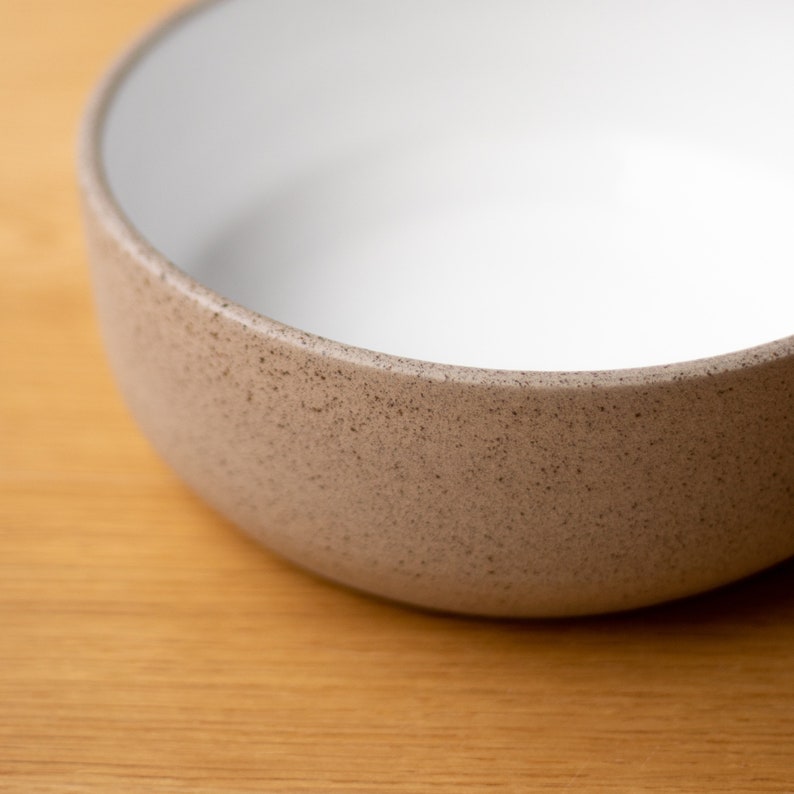Ceramic bowl Size M Handmade ceramic bowl Modern serving bowl image 6